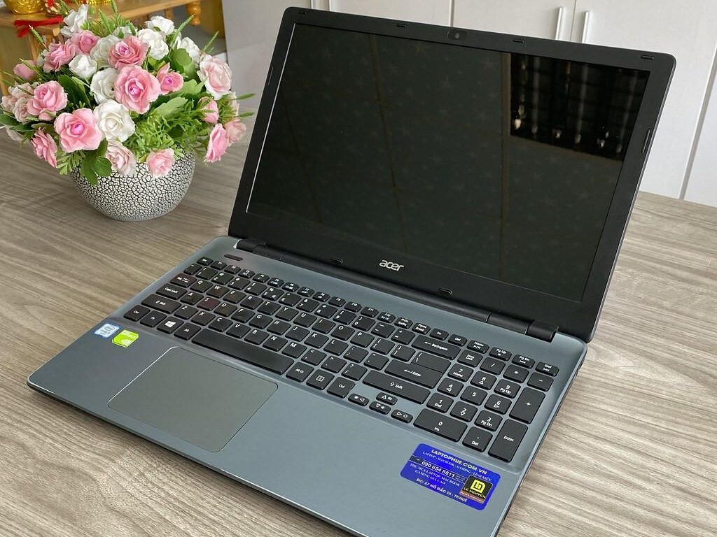 Acer E5-571G-31GF 