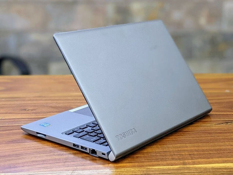 Laptop Toshiba Dynabook