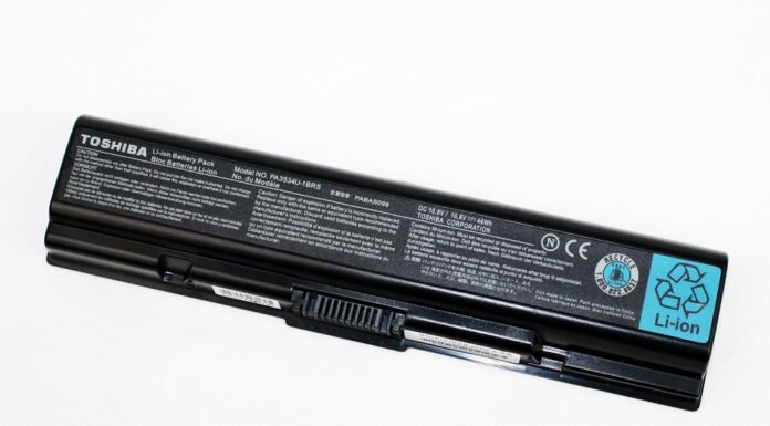 Tổng hợp một số thiết bị quan trọng của toshiba laptop cần mua chính hãng toshiba laptop